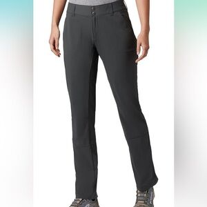 Columbia Saturday Trail Stretch Pant hiking pants in Grey, size 2 Short